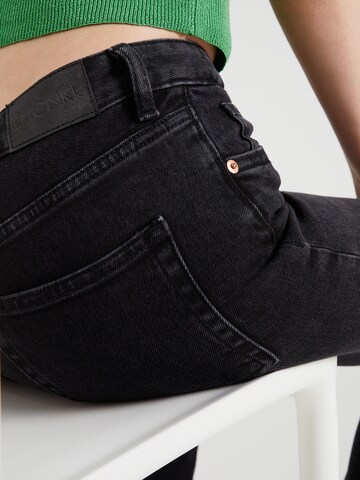 Coupe slim Jean Monki en noir