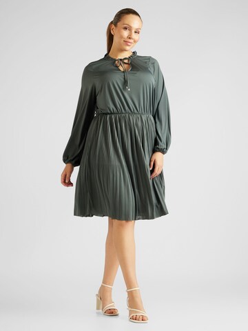 Abito camicia 'Lotti Dress' di ABOUT YOU Curvy in verde: frontale