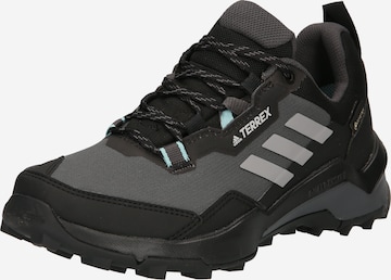 adidas Terrex - Zapatos bajos 'Terrex AX4' en negro: frente