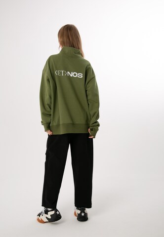 Sweat-shirt ET Nos en vert