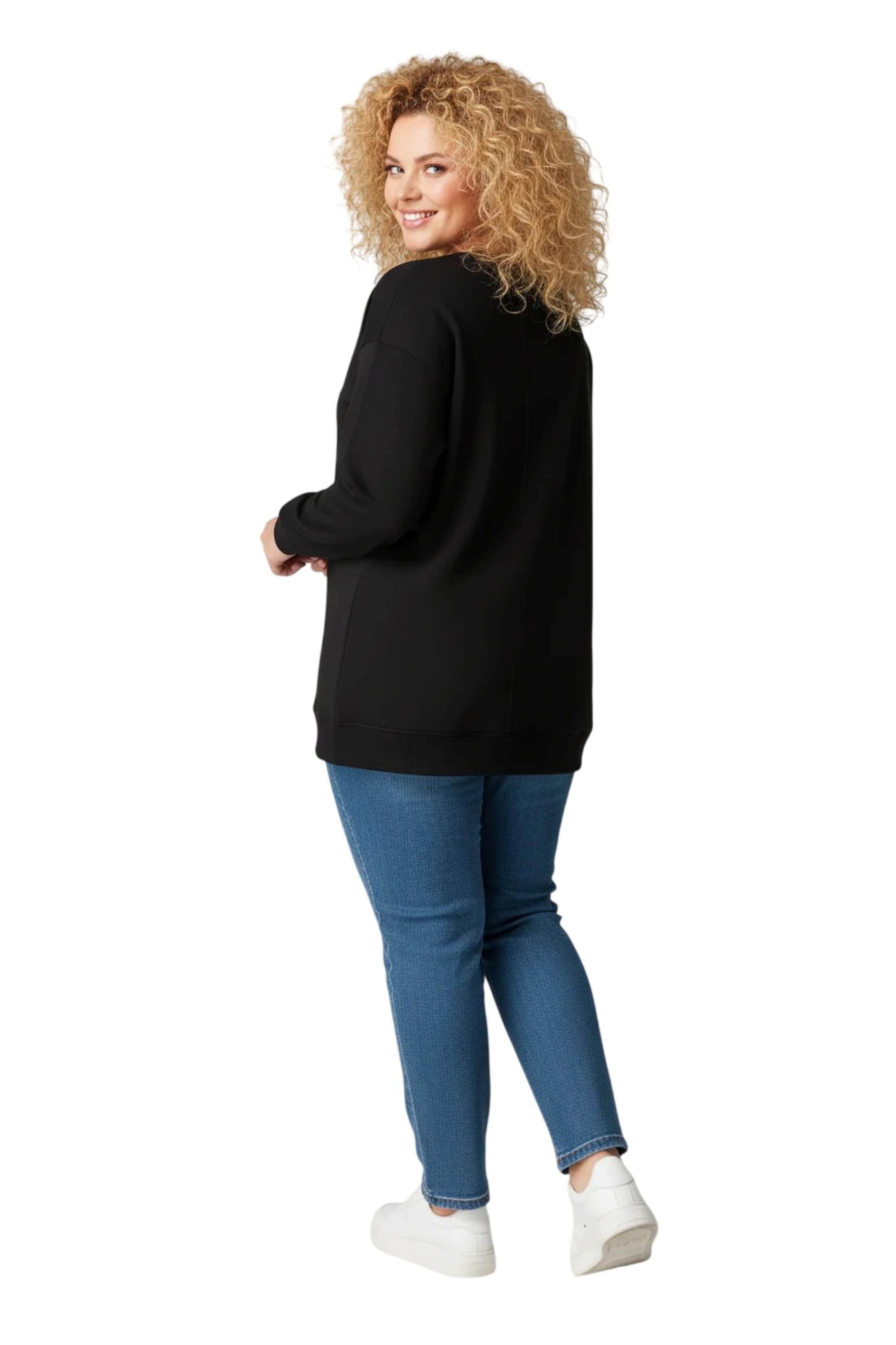 Shape Of You Sweatshirt in Black