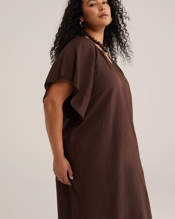 WE Fashion Платье в Коричневый
