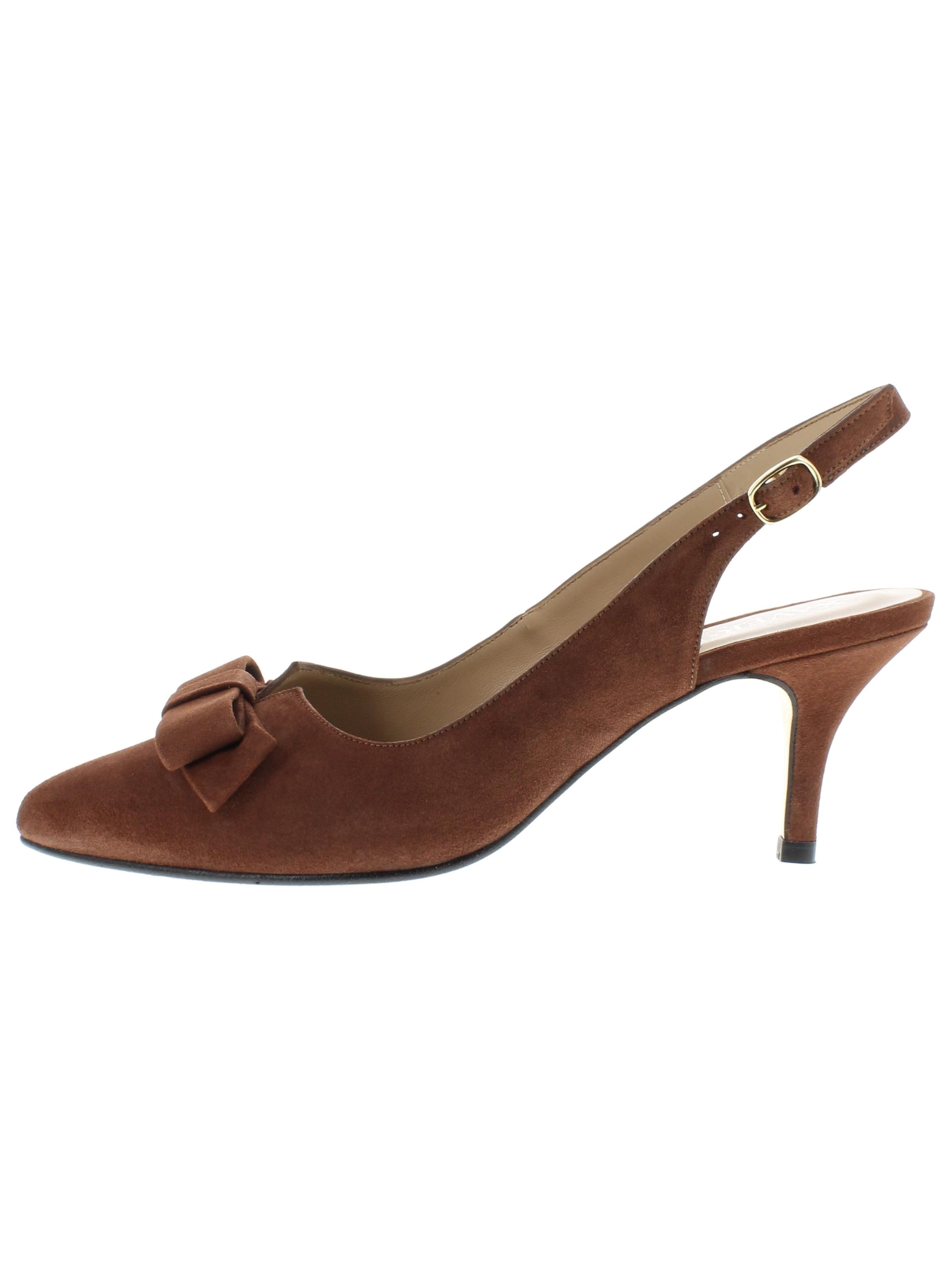 XAVER LUIS Schuhmanufaktur Slingback Pumps 'MINA' in Brown: front
