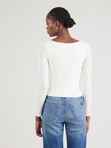 Miss Selfridge - Camiseta en beige
