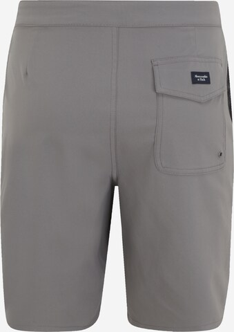 Abercrombie & Fitch Badeshorts in Grau