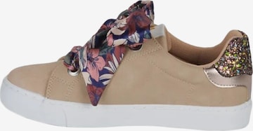 Kaporal - Calzado deportivo con cordones en beige: frente