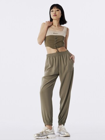 Twist Tapered Pants in Green