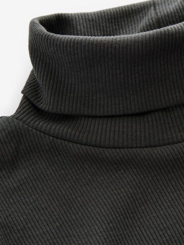 Next - Body en gris