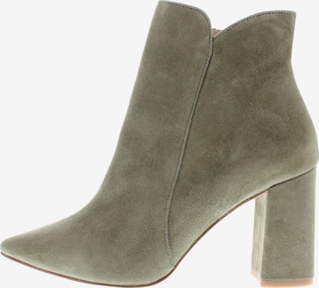 XAVER LUIS Schuhmanufaktur Booties 'VERO - Spitze Stiefelette mit Blockabsatz' in Green: front