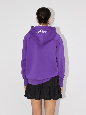 Sweat-shirt 'Hayley' LeGer by Lena Gercke en violet