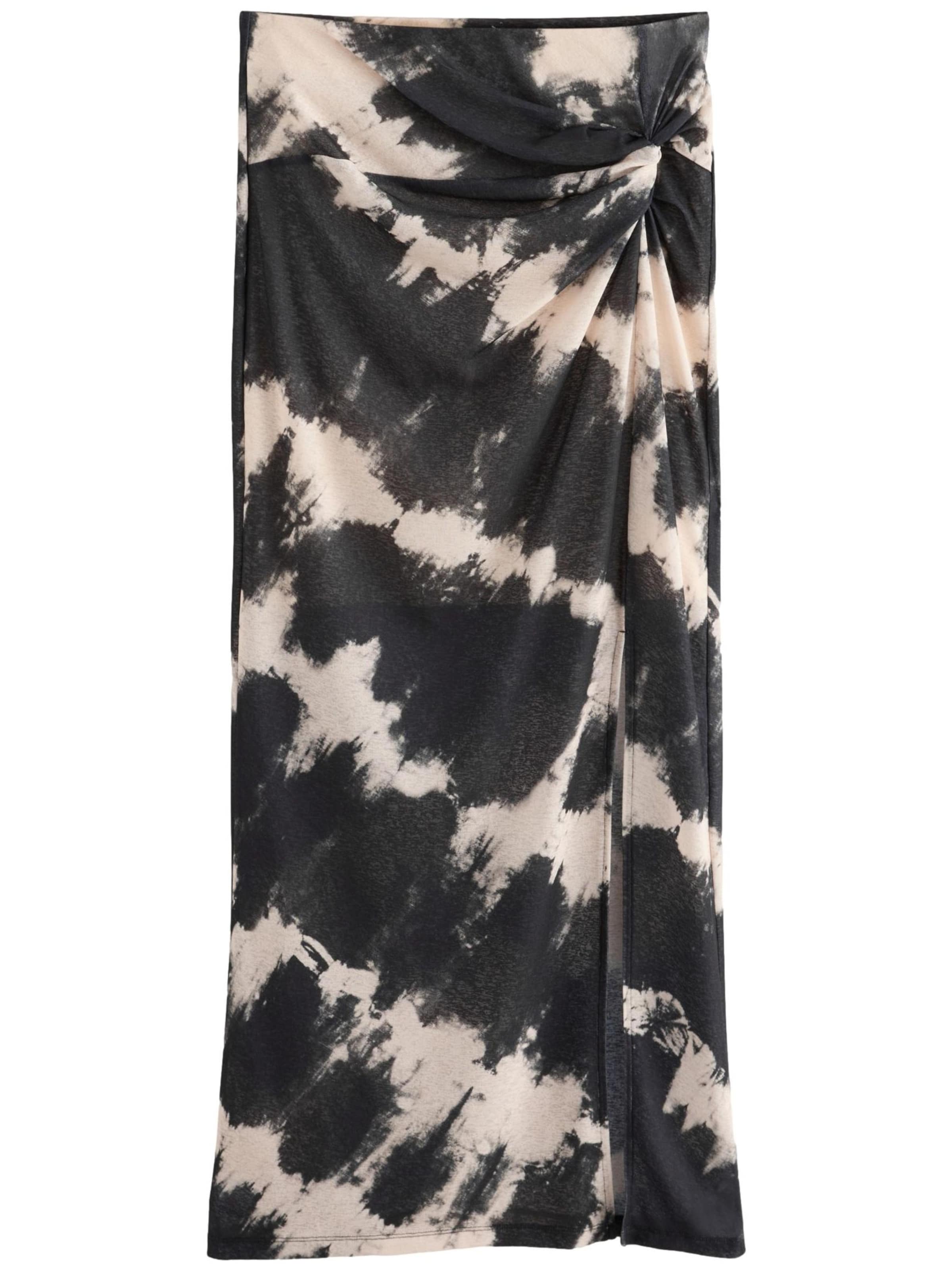 Next - Saia em preto: frente