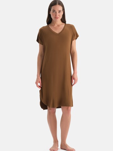 Chemise de nuit Dagi en marron : devant
