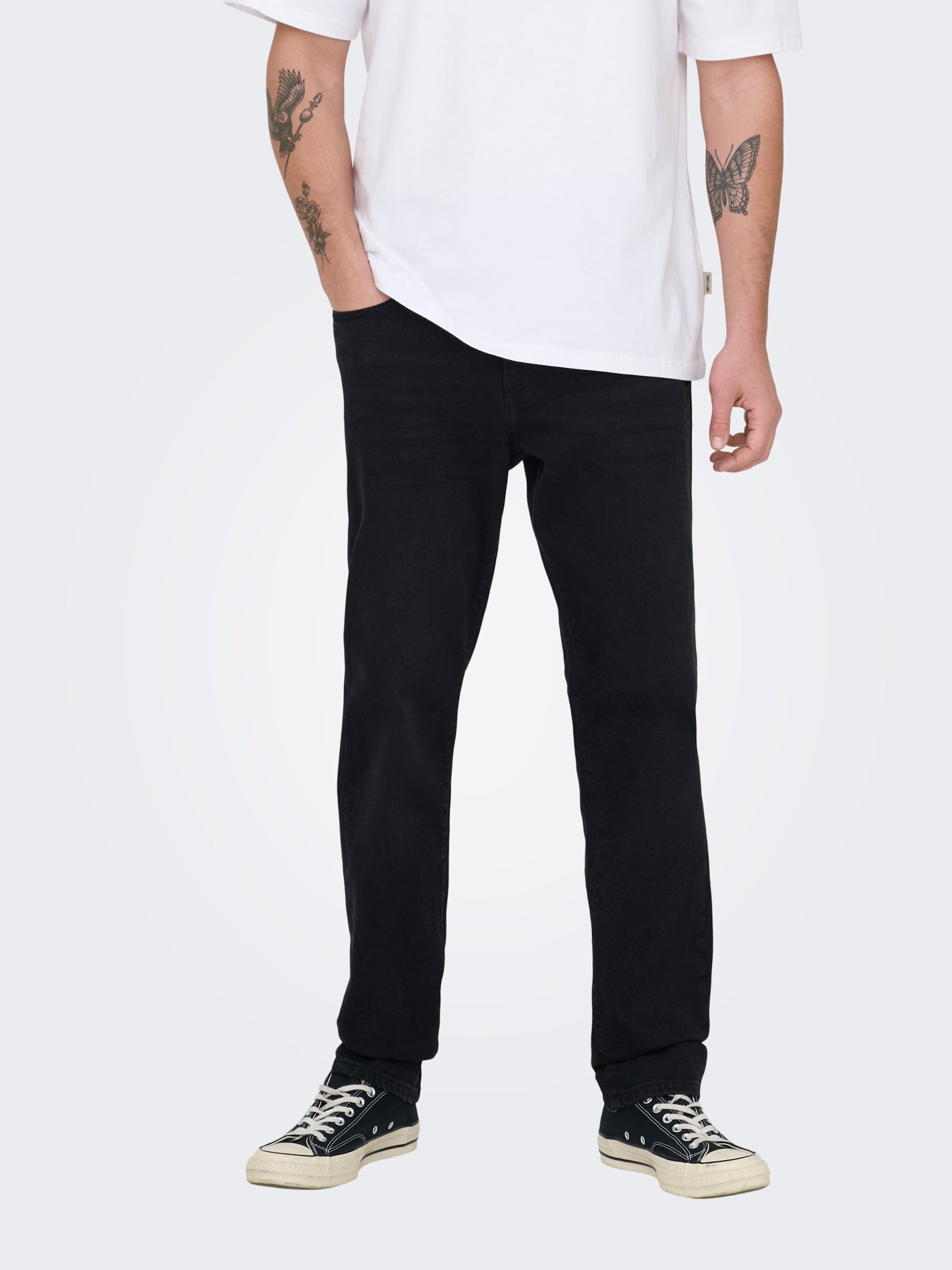 Only & Sons Regular Jeans 'ONSWeft' in Zwart: voorkant