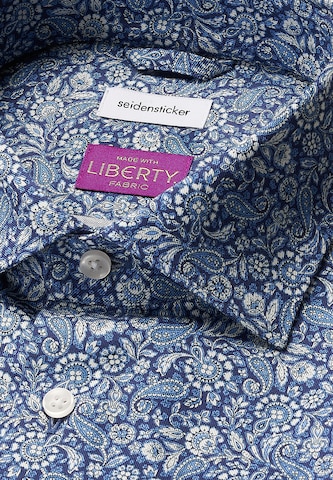 Coupe slim Chemise business 'Schwarze Rose' SEIDENSTICKER en bleu