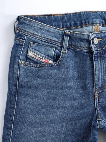 DIESEL - Bootcut Vaquero '1969 D-EBBEY' en azul