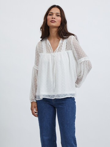 VILA Blouse 'Ede' in White: front