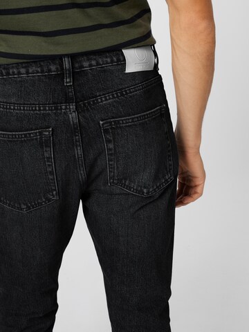 Denim Project Tapered Jeans i sort