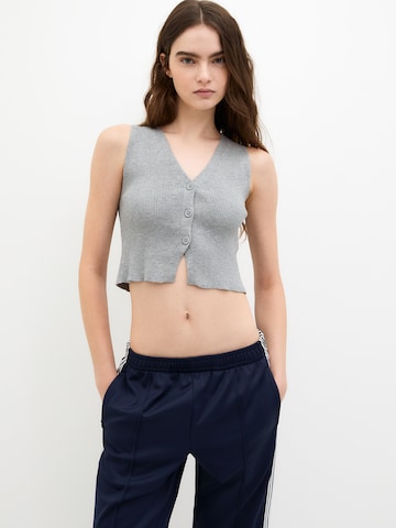 Pull&Bear Knit cardigan in Grey: front
