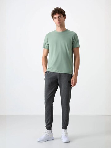 Regular Pantalon Tommy Life en gris