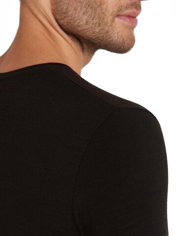 FALKE Undershirt in Black