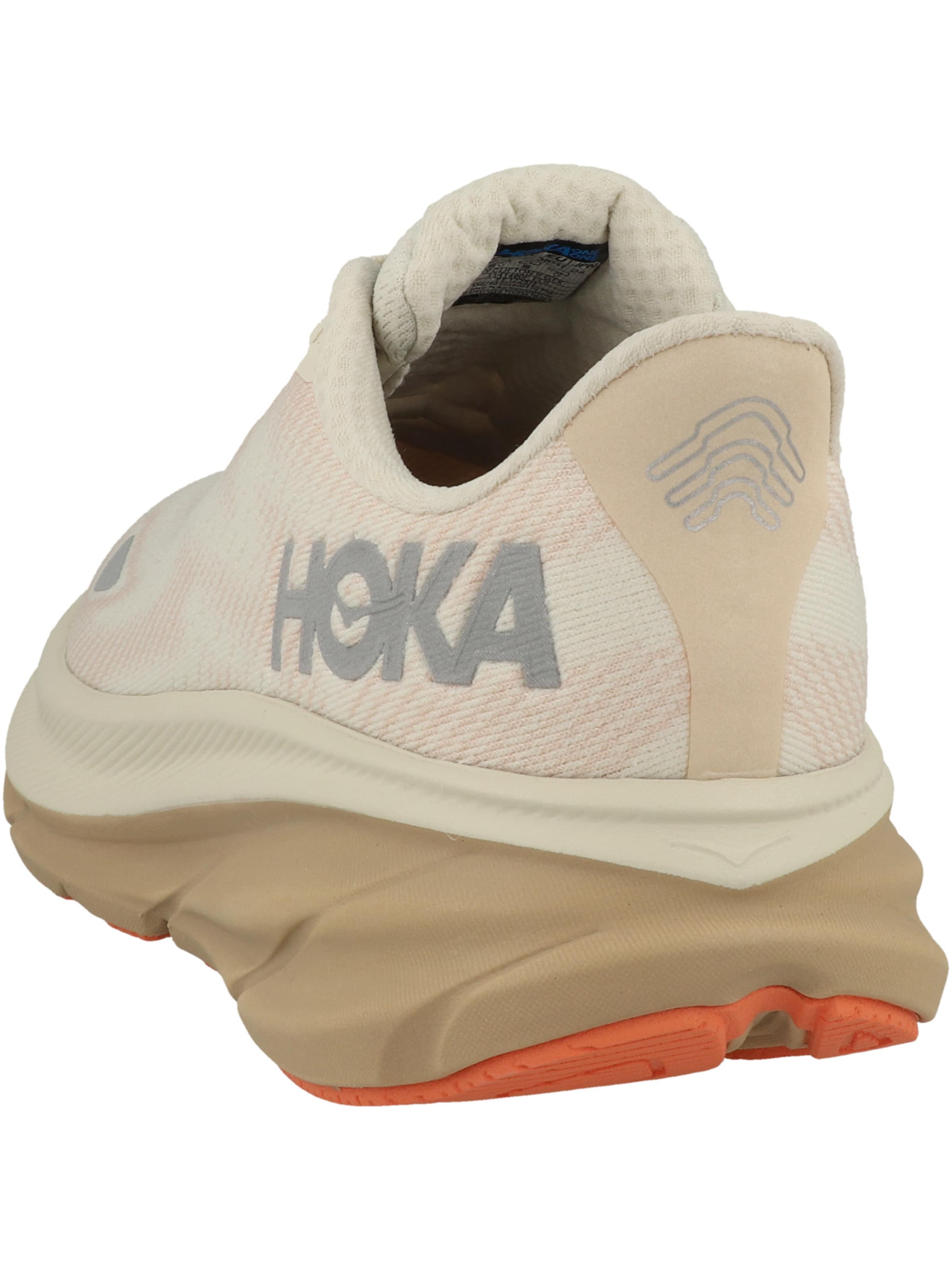 HOKA Loopschoen 'Clifton 9' in Beige