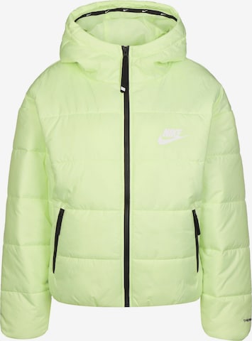 Nike Sportswear Performance Jacket in Green: front