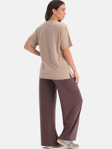 T-shirt Dagi en marron