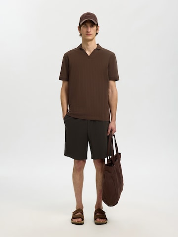 SELECTED Majica 'SLHMILAN' | rjava barva