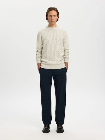 SELECTED Sweater in White