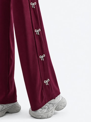 Lady Bersan Trousers 'Jogginghose' in Red