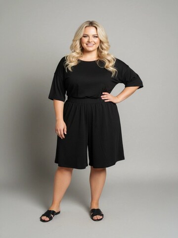 Shape Of You Loosefit Broek in Zwart