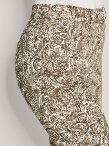 Effilé Pantalon MADELEINE en marron