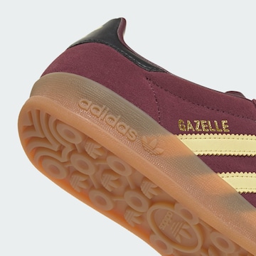 Baskets 'Gazelle Indoor' ADIDAS ORIGINALS en rouge