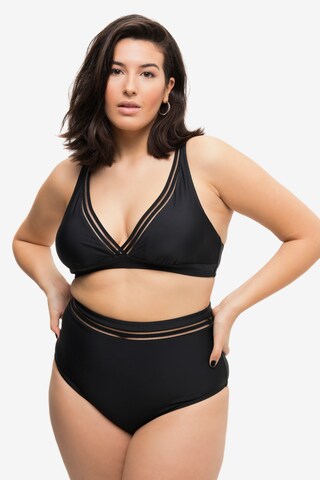 Studio Untold Triangle Bra in Black: front