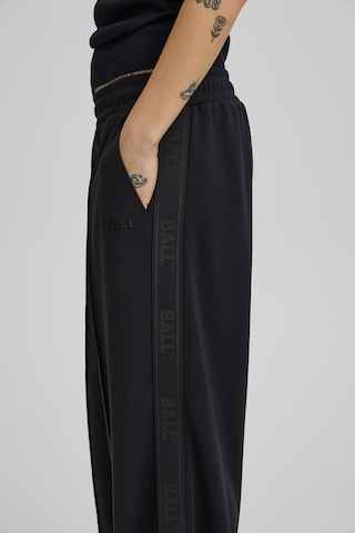 Wide Leg Pantalon 'NICOLINA' Ball en noir