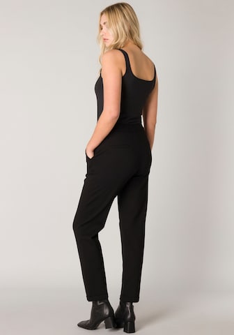 BASE LEVEL Regular Pants in Black