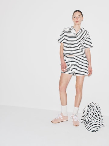 The Set Брючный костюм в Бежевый: спереди