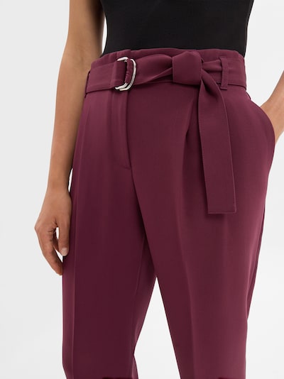 BOSS Pantalon à pince ' Tapiah ' en aubergine, Vue avec produit