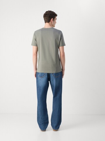 BOSS T-Shirt 'Tales' in Grau