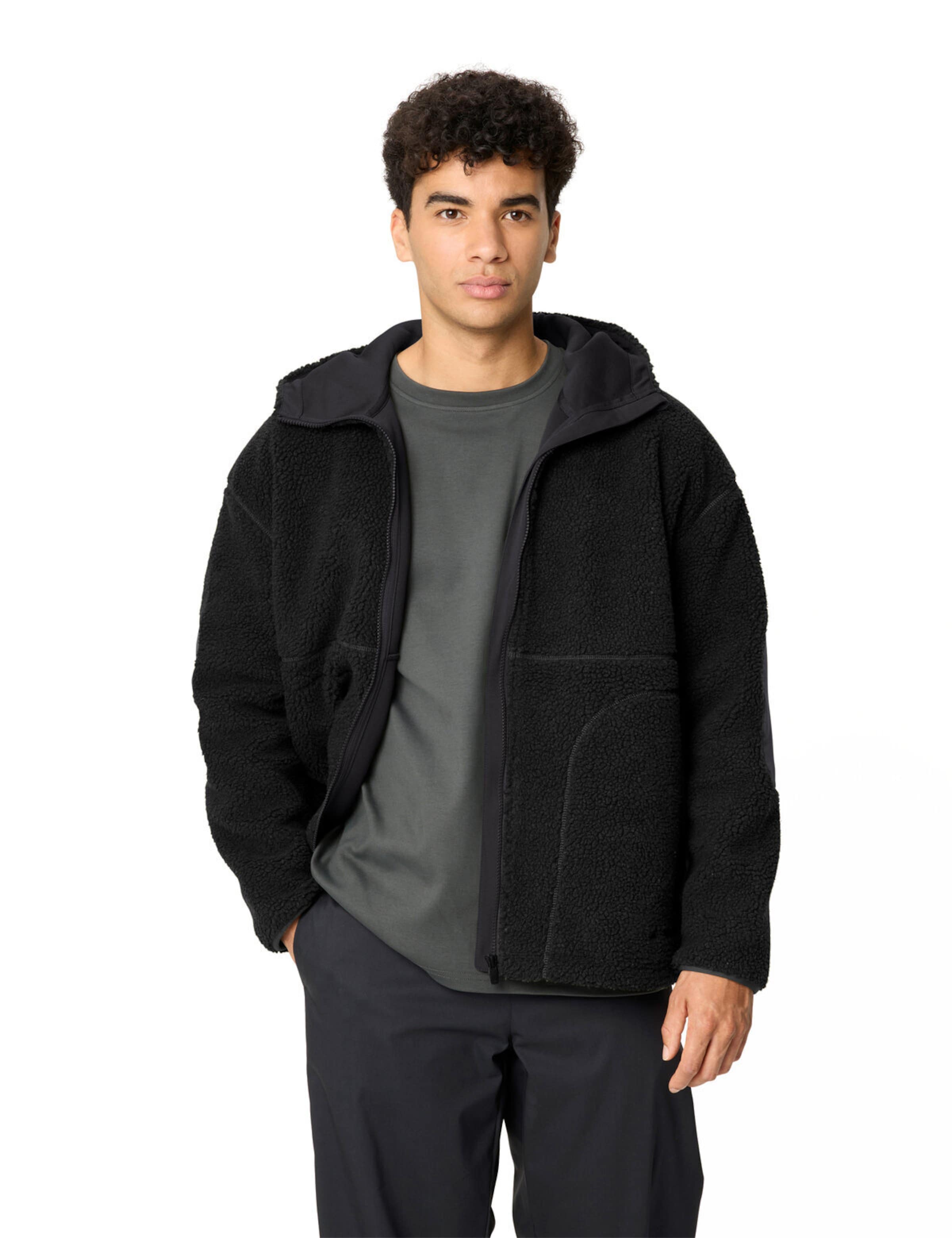 VAUDE Athletic fleece jacket 'Manukau IV' in Black