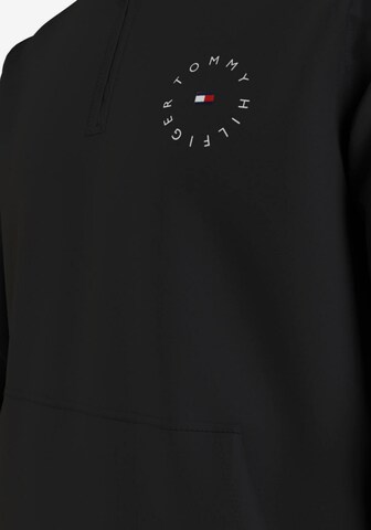 TOMMY HILFIGER Sweatshirt in Schwarz