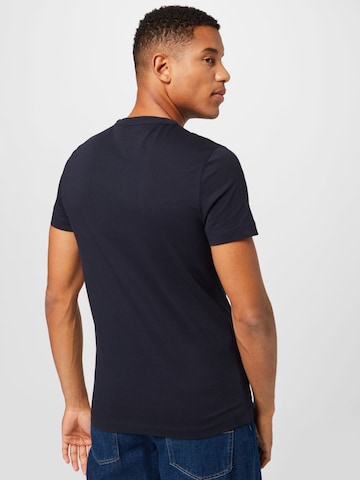 TOMMY HILFIGER T-shirt i blå