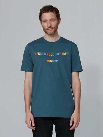 Watapparel T-Shirt ' Spread Love not Hate ' in Blau: Vorderseite