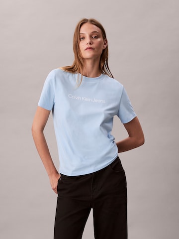 Calvin Klein Jeans T-shirt i blå