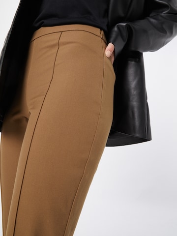 Slimfit Pantaloni 'Sportina' de la MADS NORGAARD COPENHAGEN pe maro