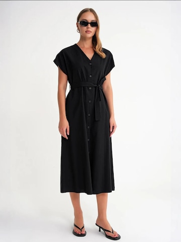 MixRay Kleid in Schwarz: Vorderseite