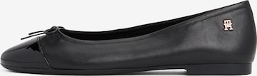 Ballerines TOMMY HILFIGER en noir : devant