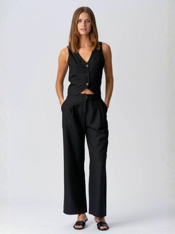 TEESHOPPEN Kamizelka ' Natalie ' w kolorze czarny: przód