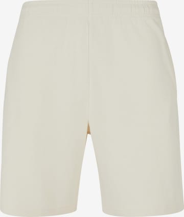 regular Pantaloni di Urban Classics in bianco: frontale