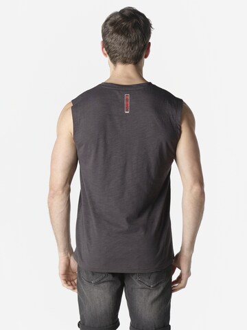 Maglietta di KOROSHI in nero